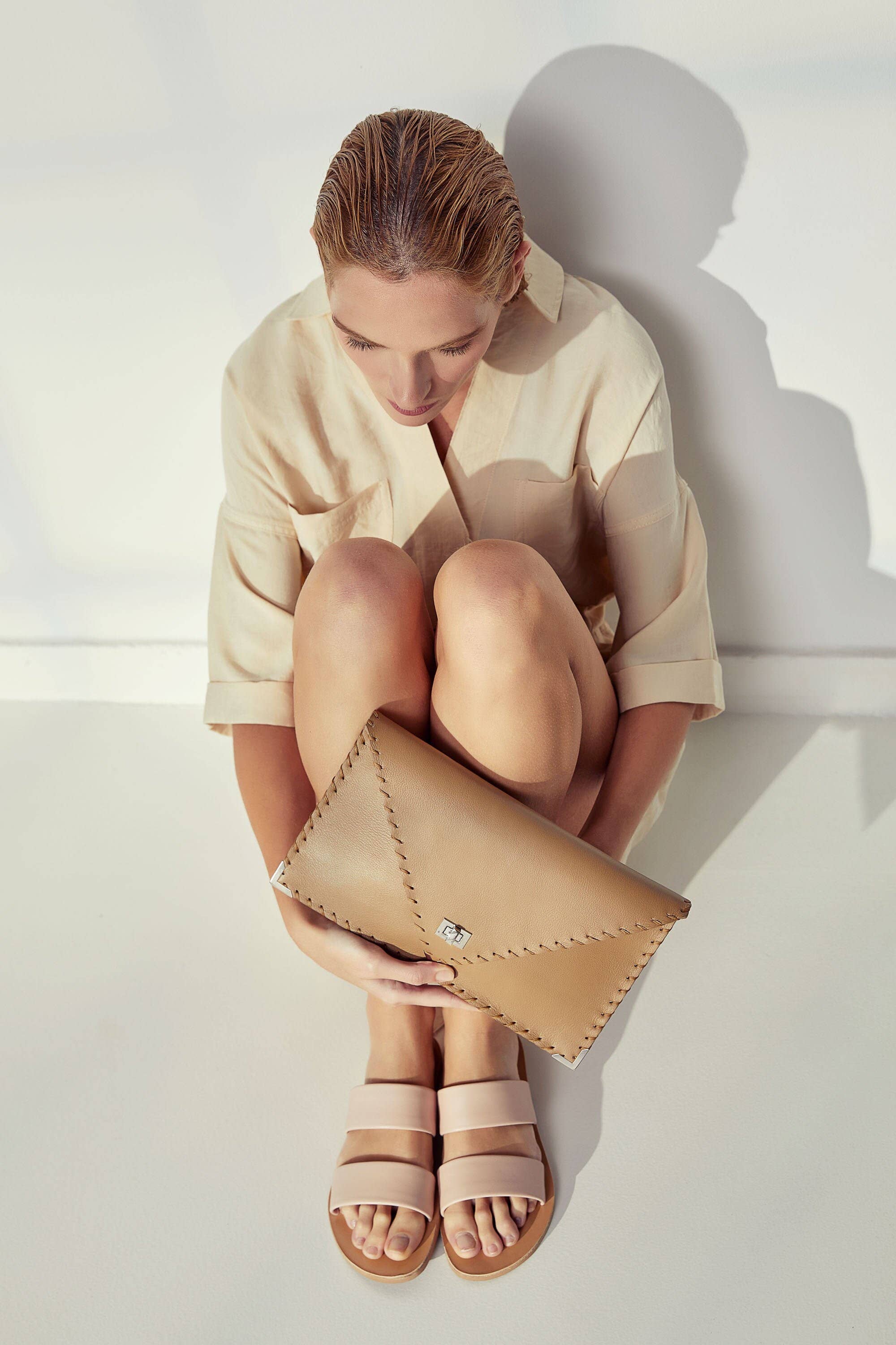 Symmetria Large Leather Clutch In Tan And Silver