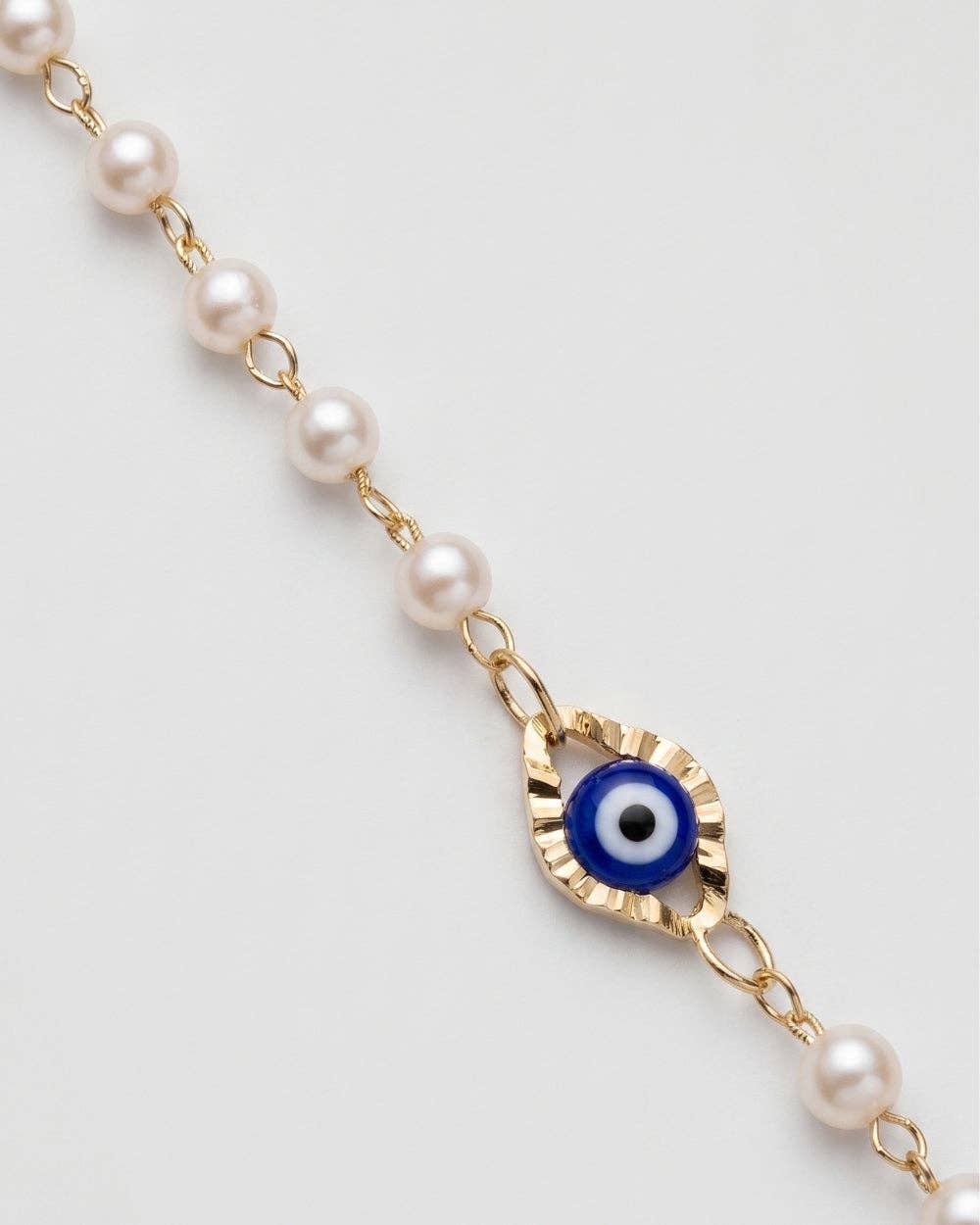 Aura Eyewear Chain