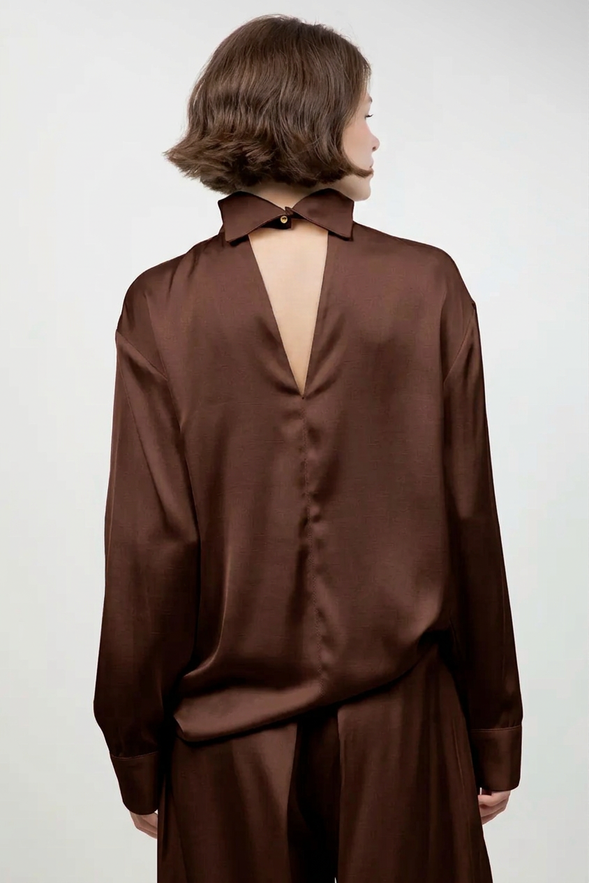 Soft Blouse With Back Collar Detail