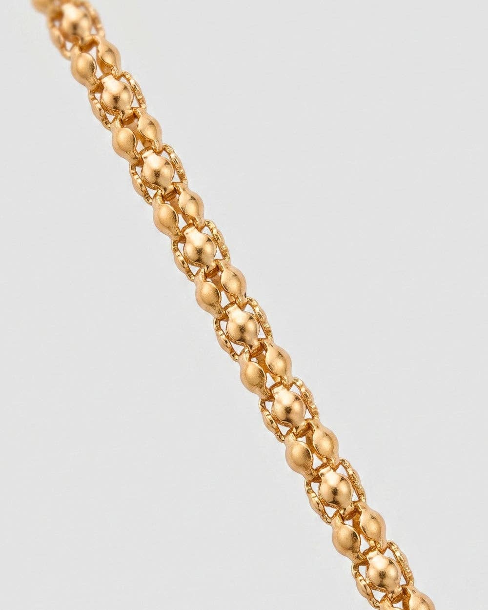 Lara Eyewear Chain: Gold